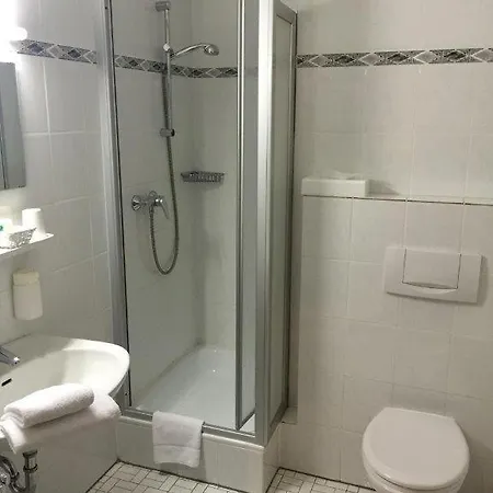 Hotel Bad Driburg 酒店 巴特德里堡